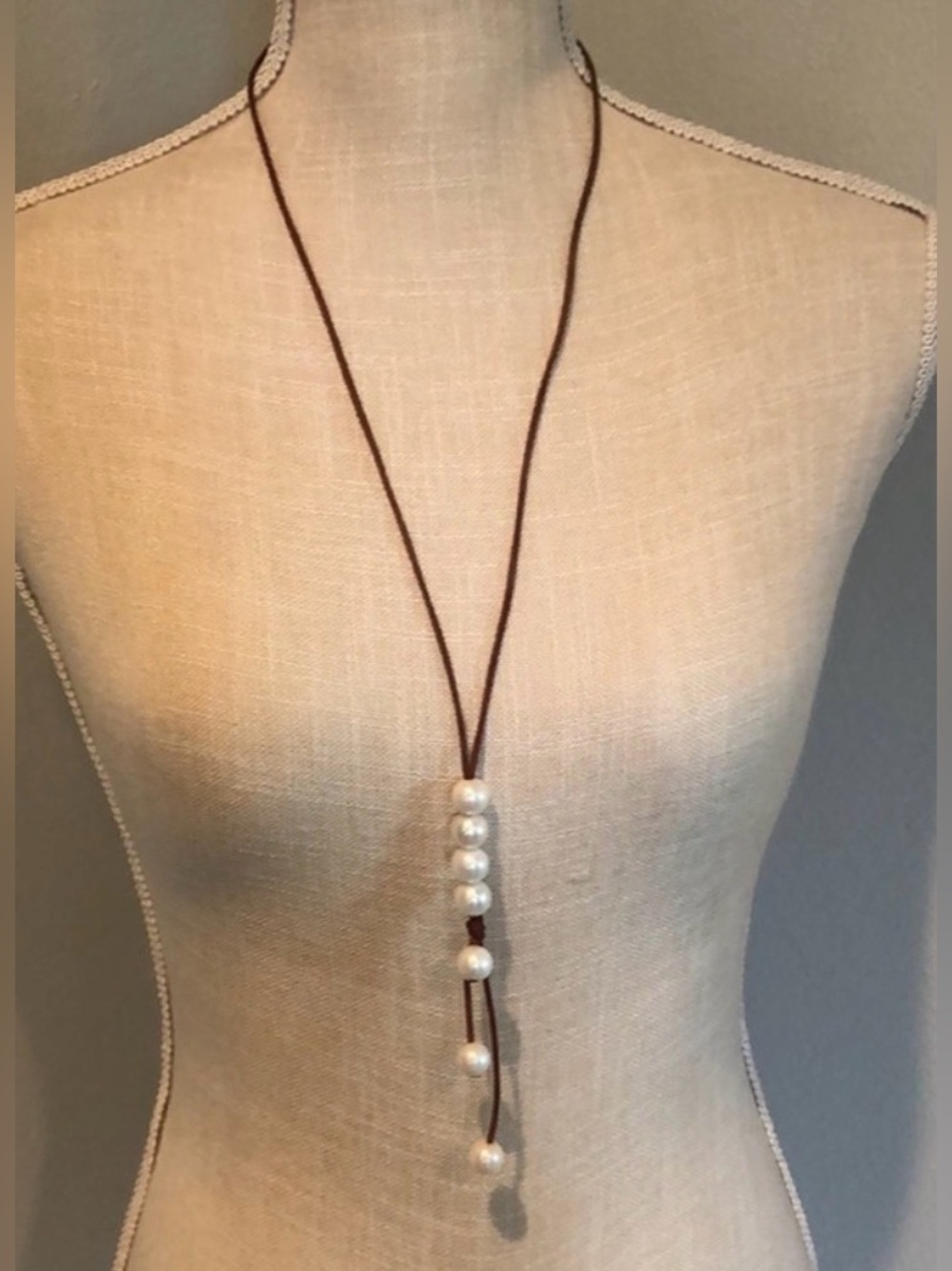 Wendy Mignot Opera Length Lariat Leather & Pearl Maui Beach Surf Coastal Chic